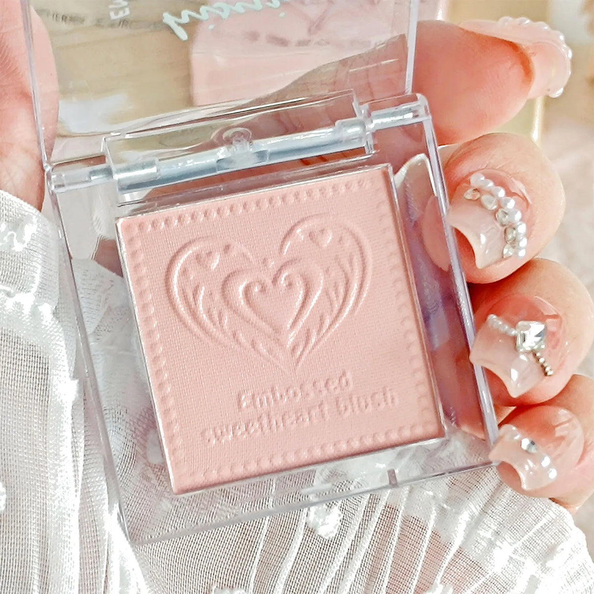 Natural Rosy Blush Makeup – Pure Desire Matte Finish for a Soft, Charming Look